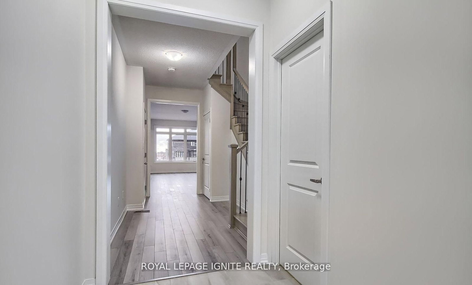 1079 Cameo Street - Photo 8