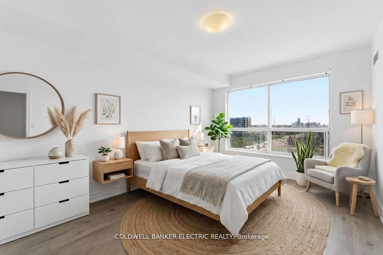 2550 Lawrence Avenue E, Unit 815