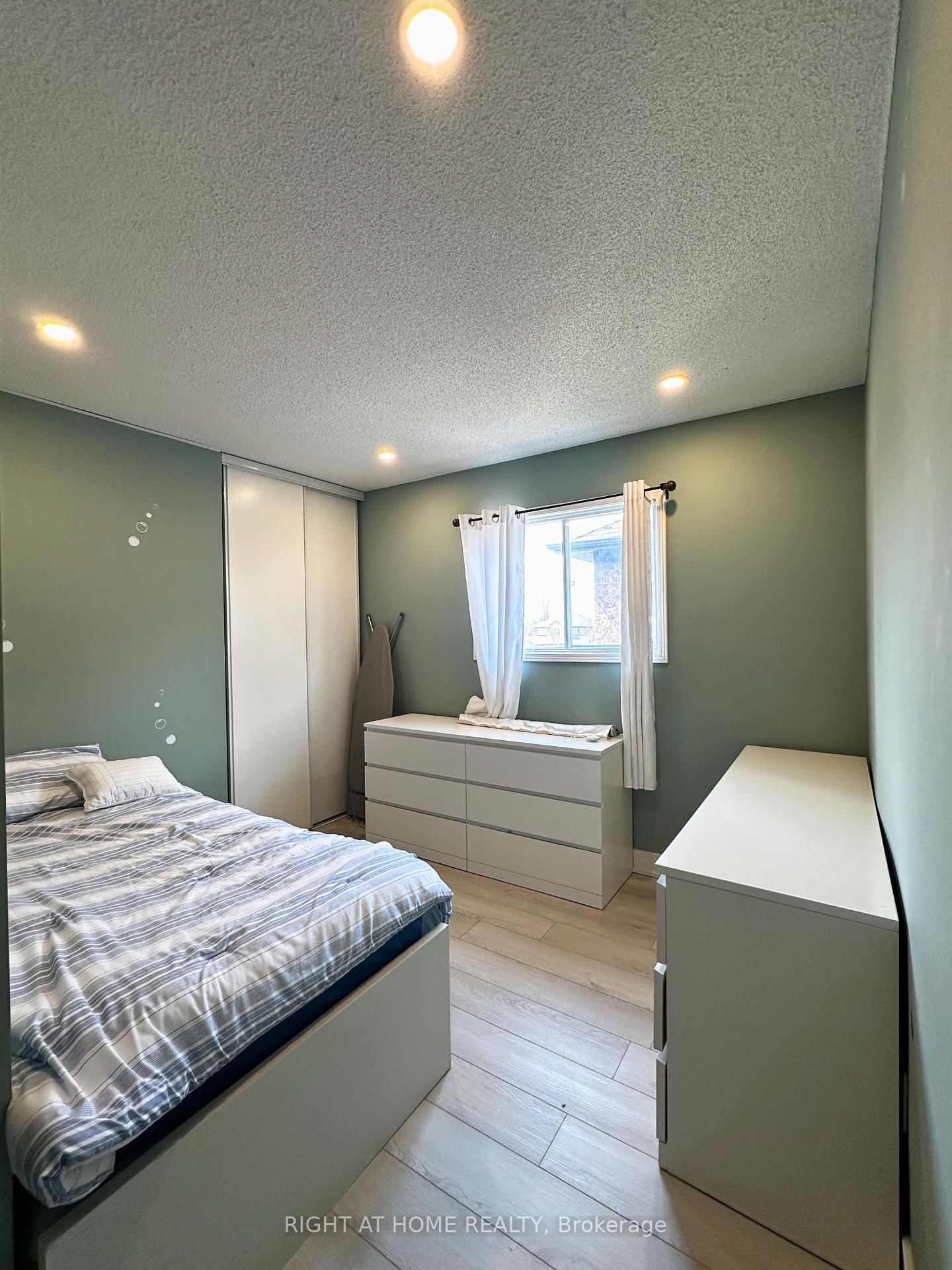 42 Brownell Street - Photo 16