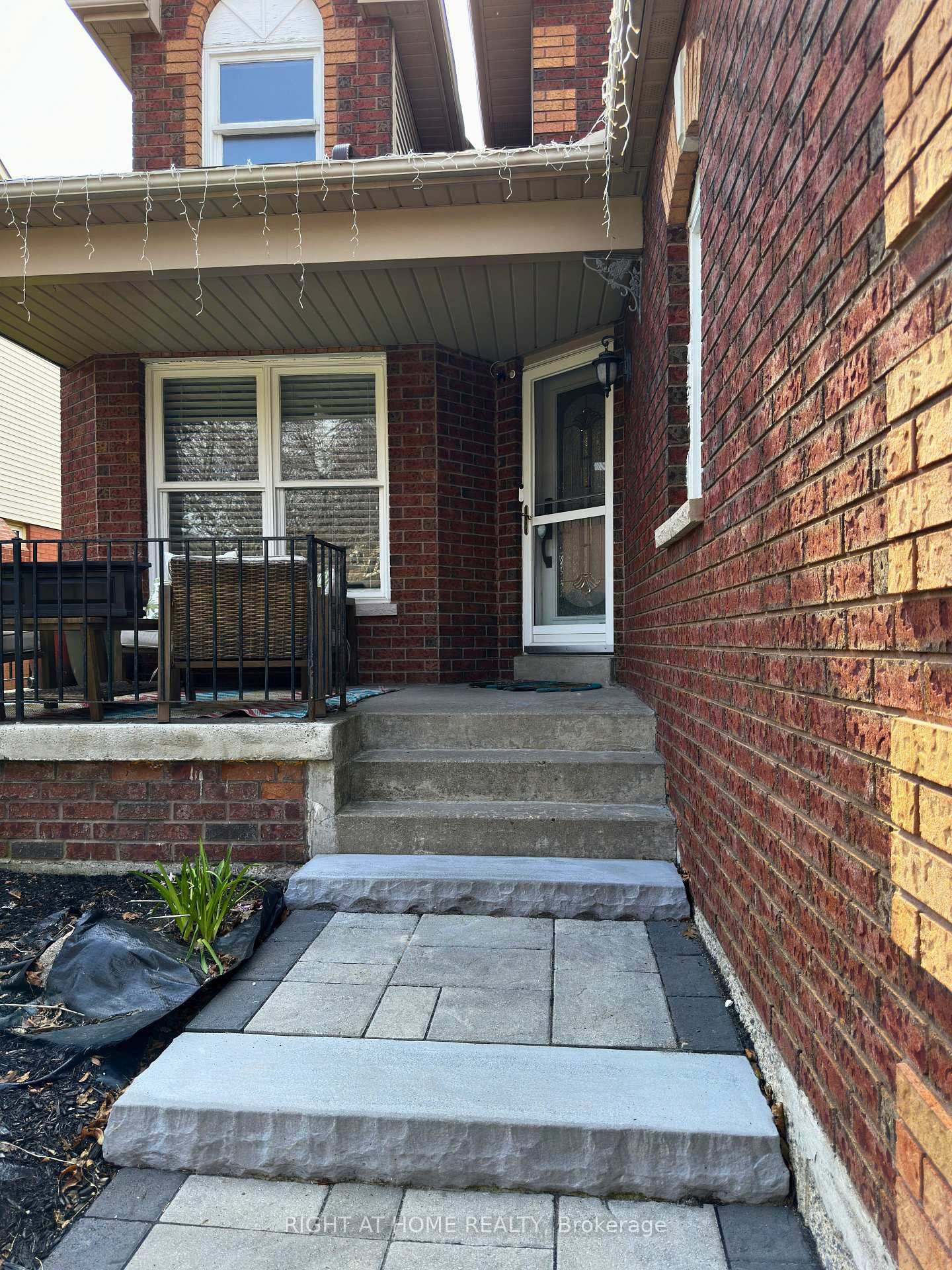 42 Brownell Street - Photo 2