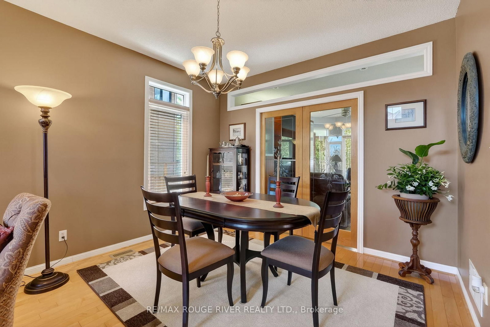 461 Summerpark Crescent - Photo 10