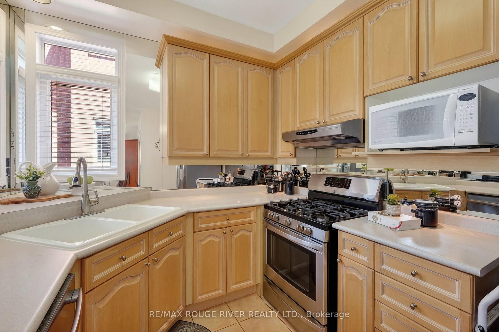 461 Summerpark Crescent - Photo 13