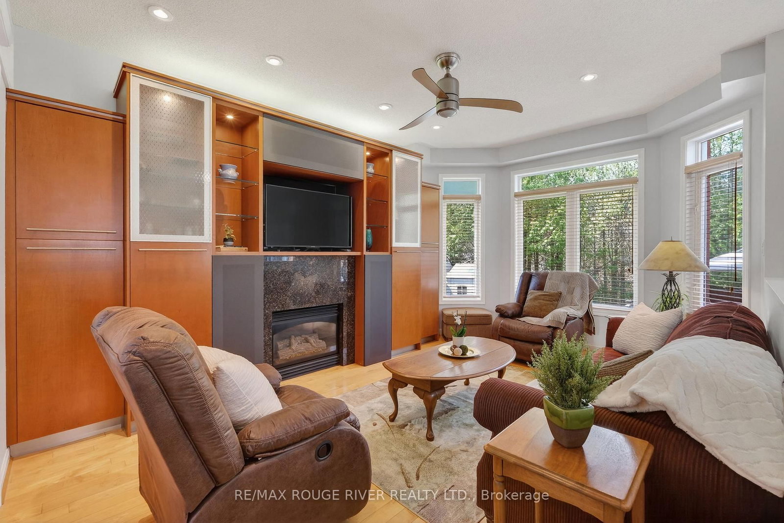 461 Summerpark Crescent - Photo 18