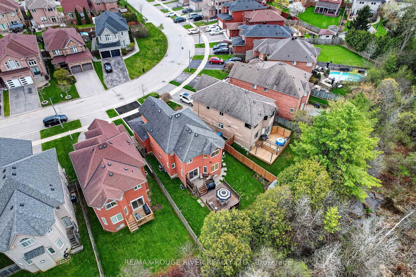 461 Summerpark Crescent - Photo 41