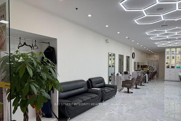 2900 Warden Avenue, Unit 152 - Photo 4