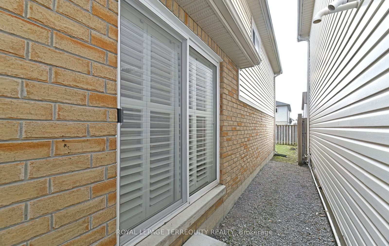 591 Luple Avenue - Photo 33