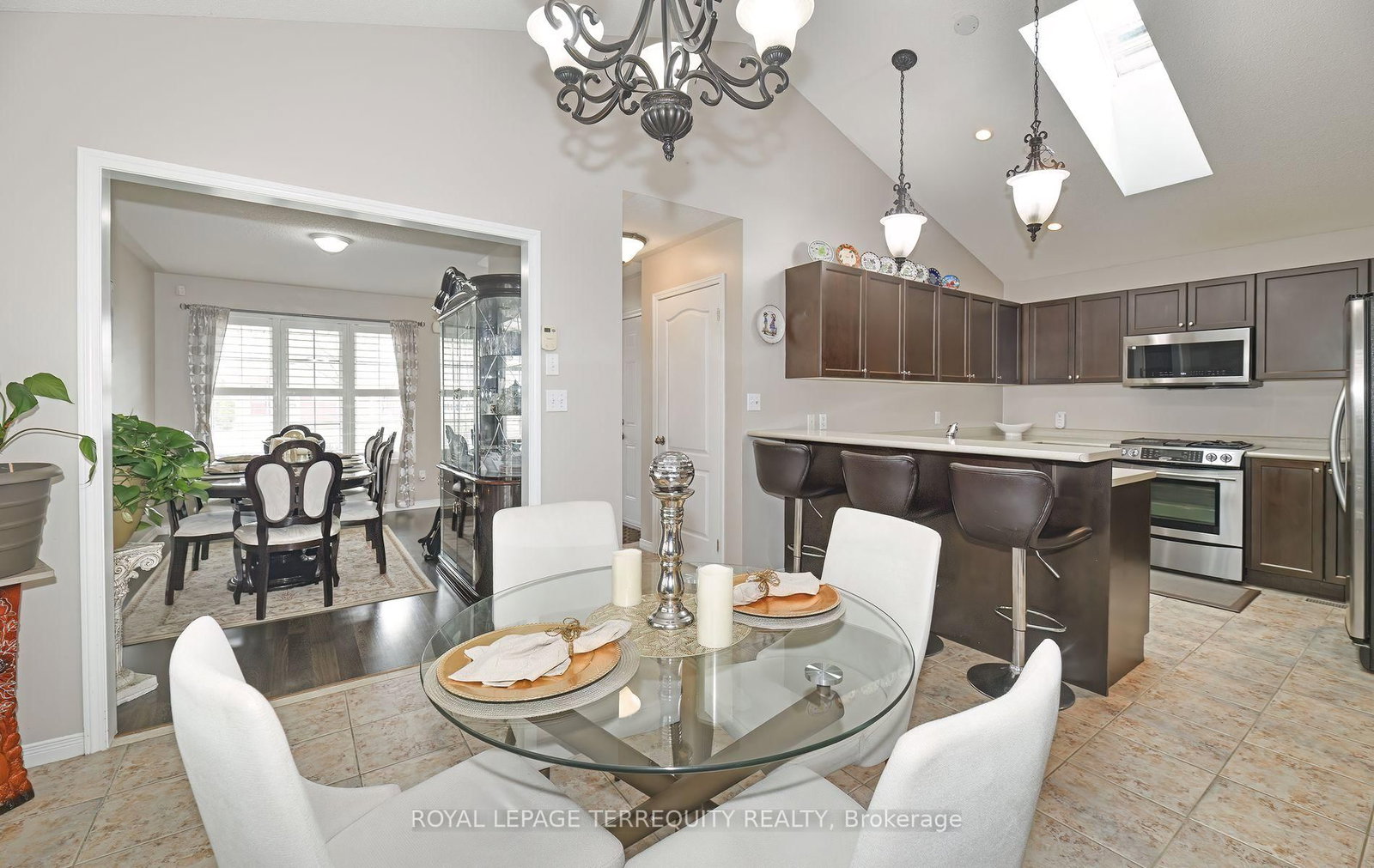 591 Luple Avenue - Photo 6