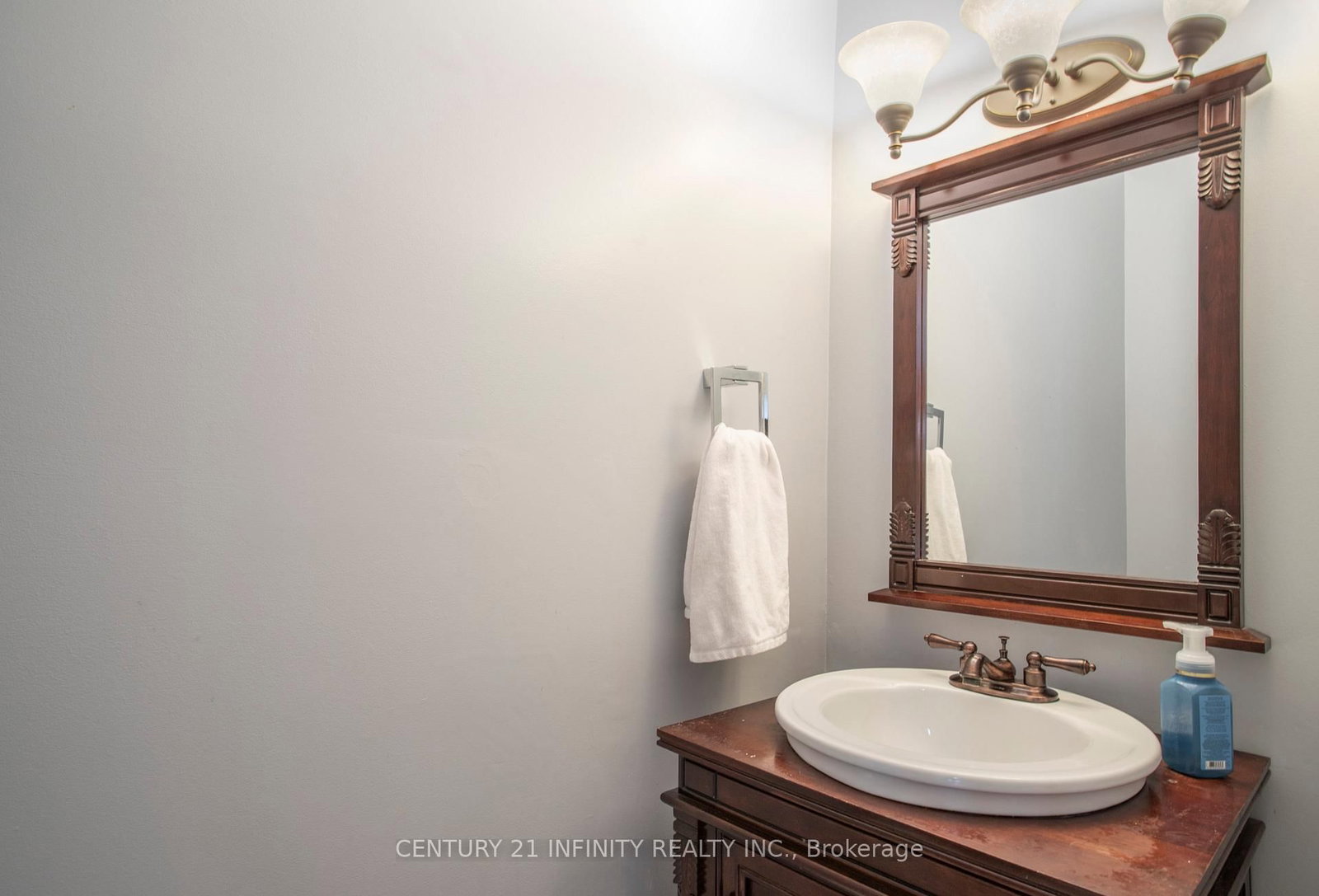 1484 Sandhurst Crescent - Photo 21