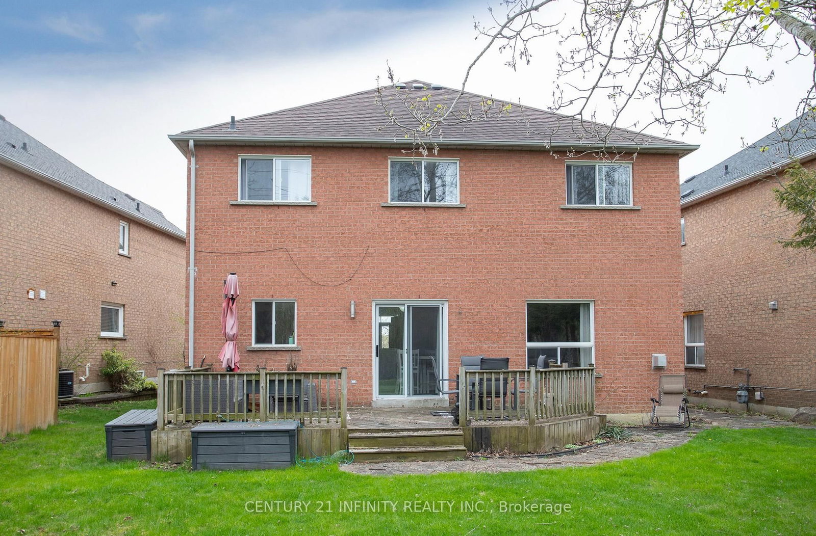 1484 Sandhurst Crescent - Photo 32