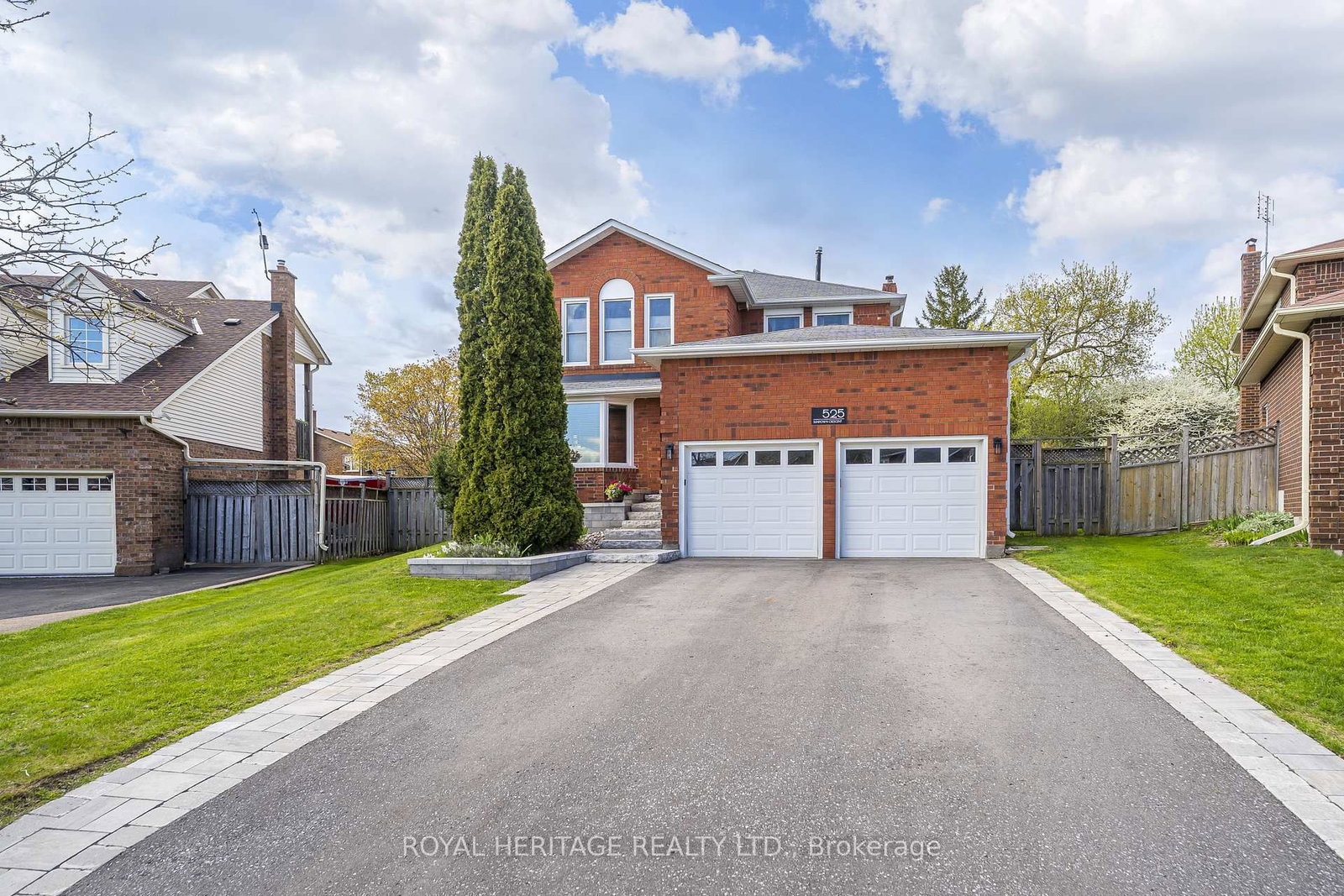 Detached House for sale at 525 Sundown Crescent, Pickering, Ontario, L1V 6A8 - Woodlands - MLS: E13114742