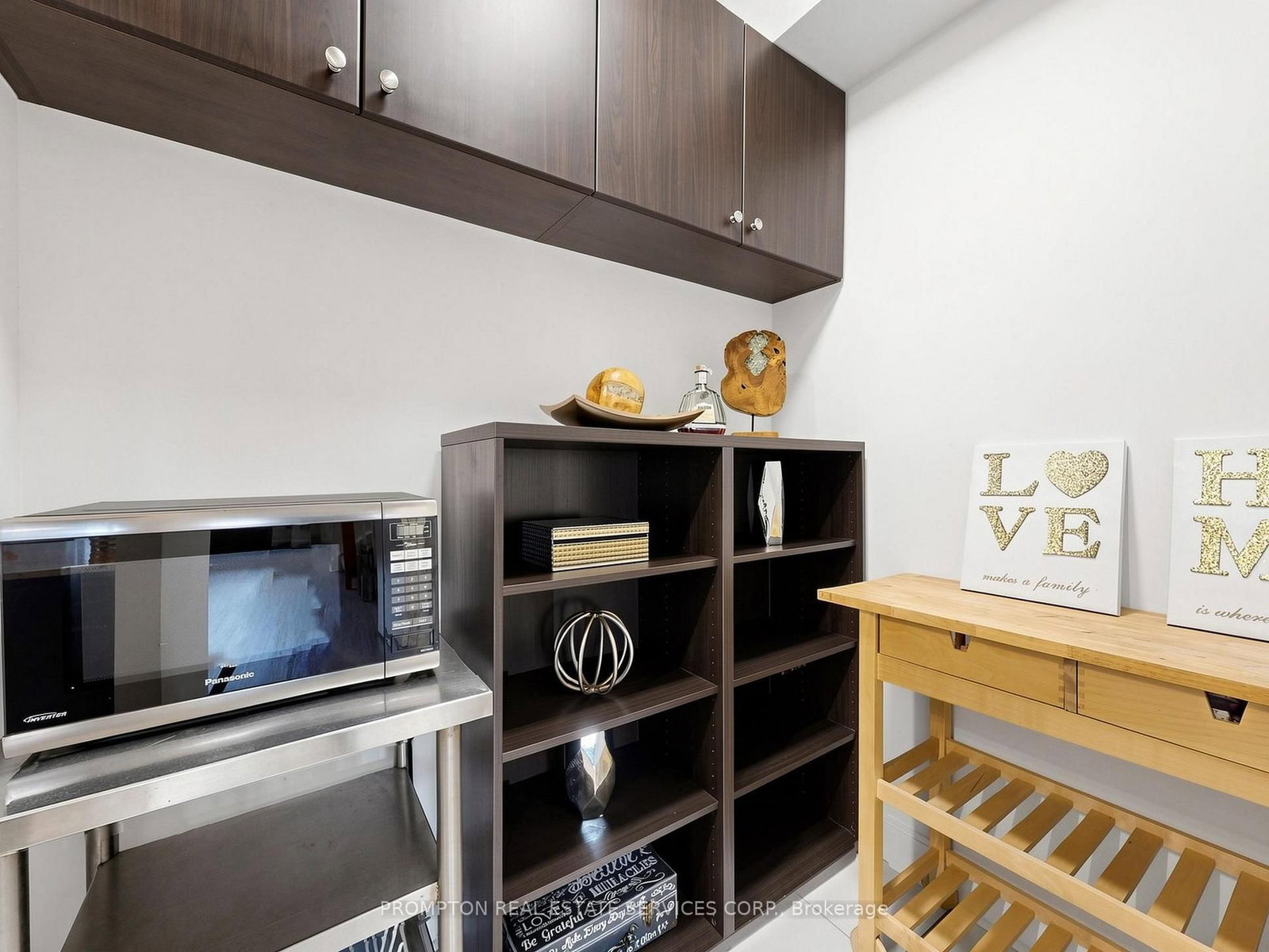 330 Village Green Square, Unit 3 - Photo 16