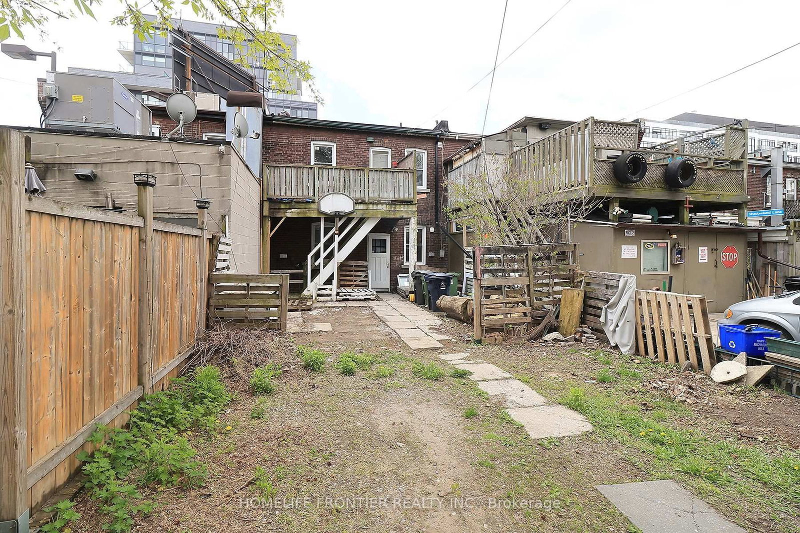 2354 Danforth Avenue - Photo 12