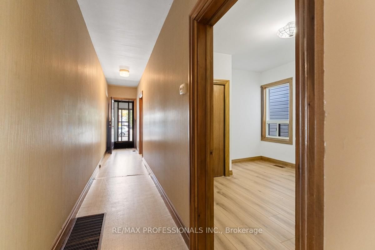 328 Donlands Avenue - Photo 14