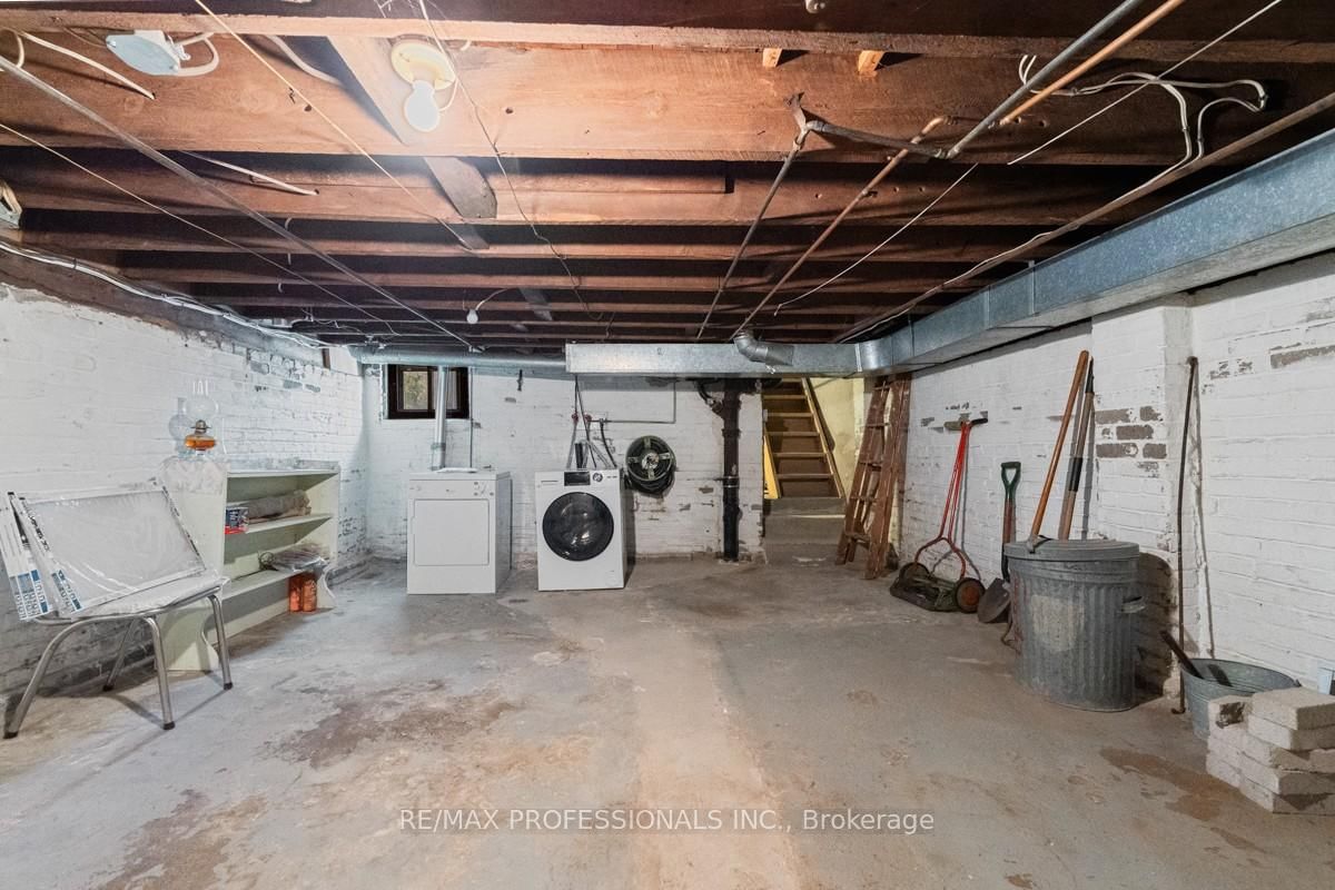 328 Donlands Avenue - Photo 19