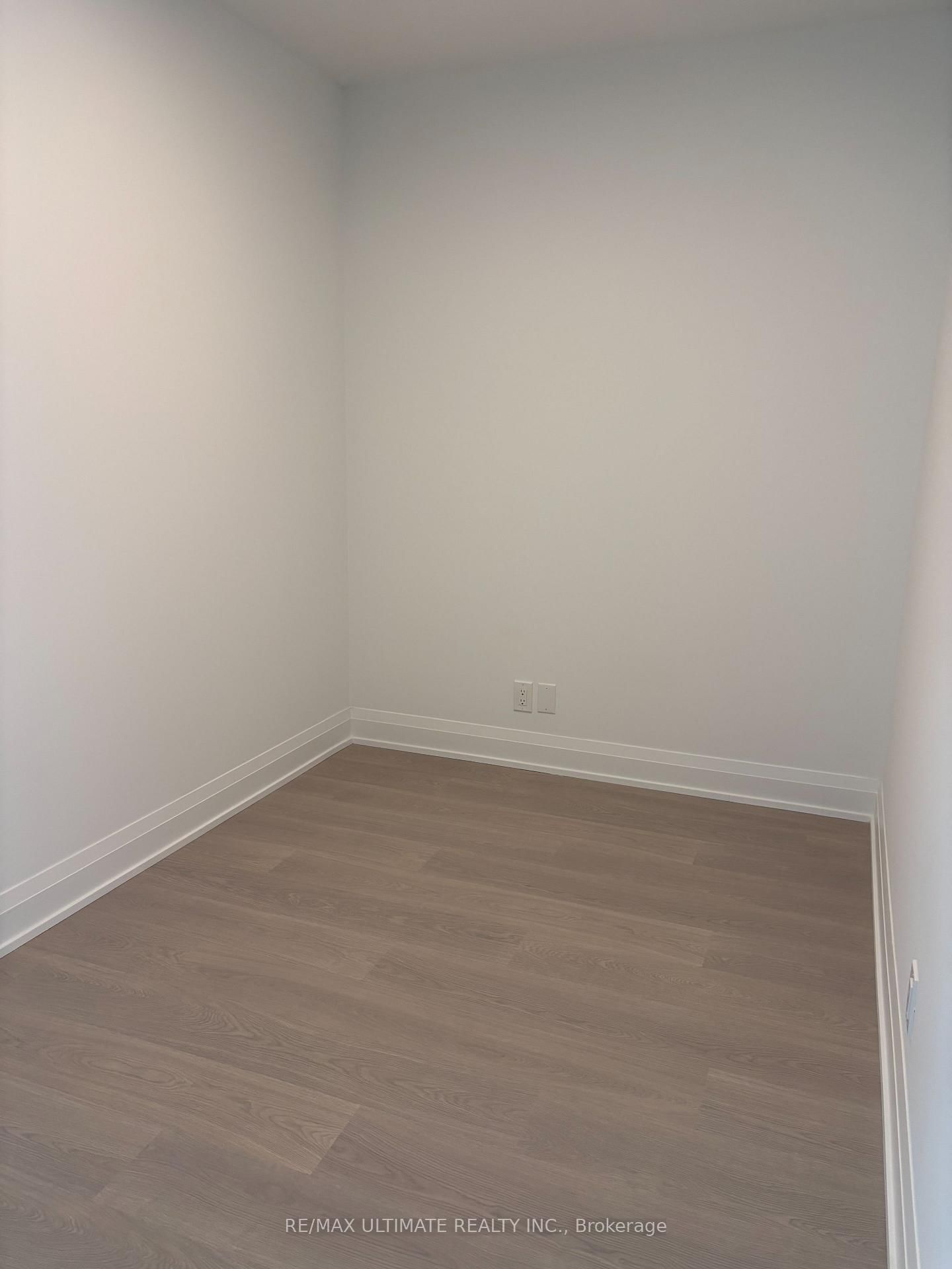 743 Warden Avenue, Unit 315 - Photo 13
