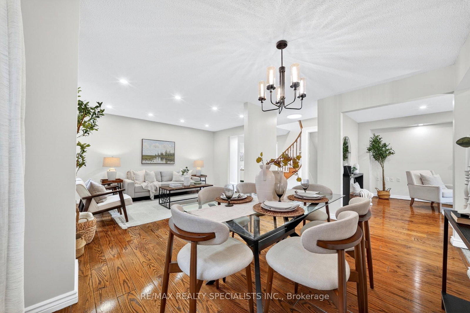 17 Payzac Avenue - Photo 10