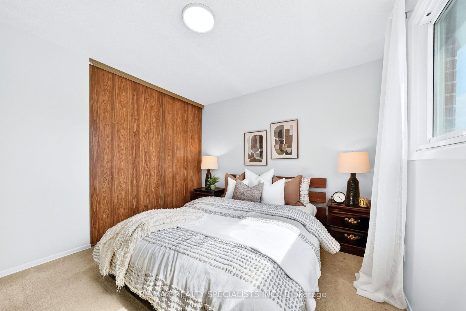 17 Payzac Avenue - Photo 28