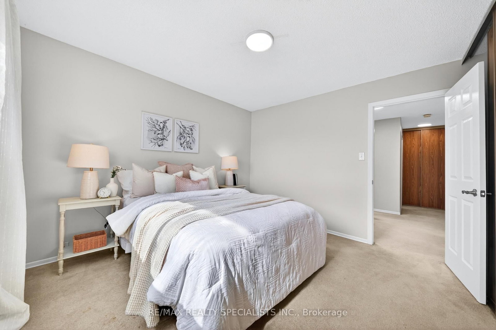 17 Payzac Avenue - Photo 31