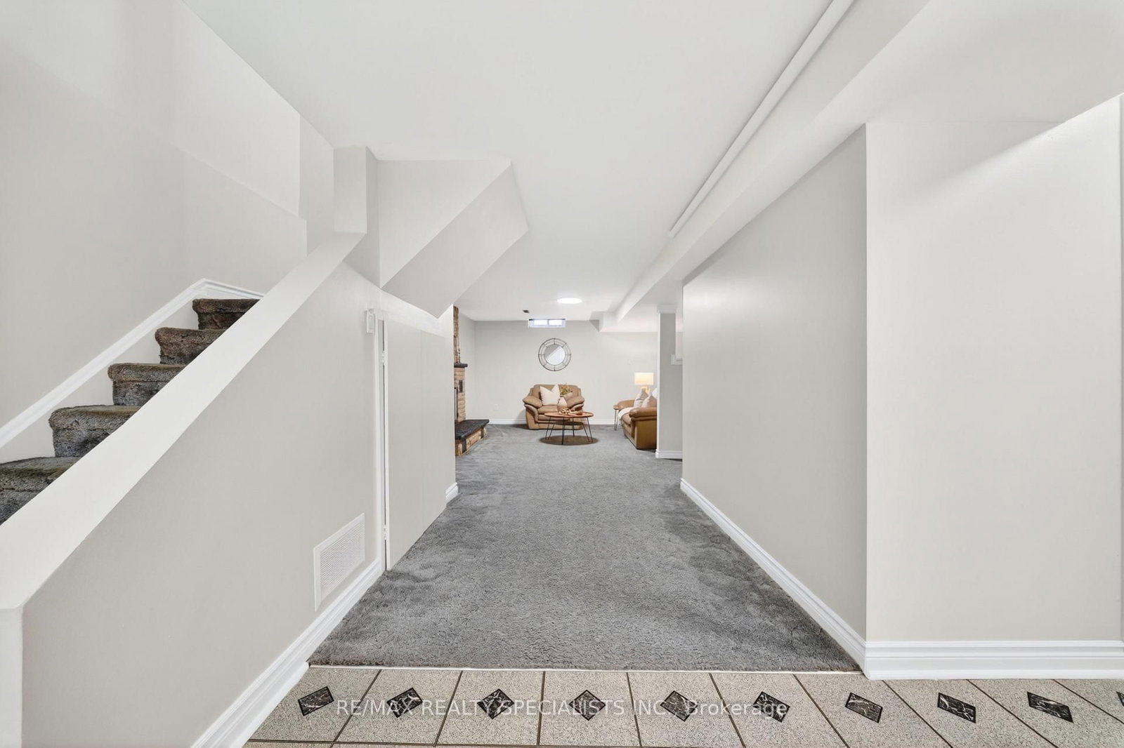 17 Payzac Avenue - Photo 35
