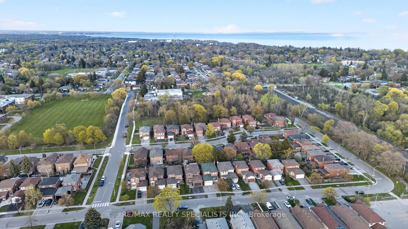 17 Payzac Avenue - Photo 48