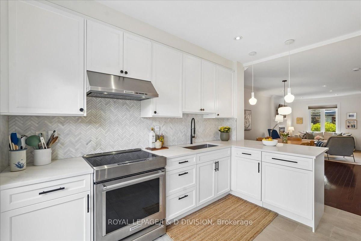113 Langford Avenue - Photo 13
