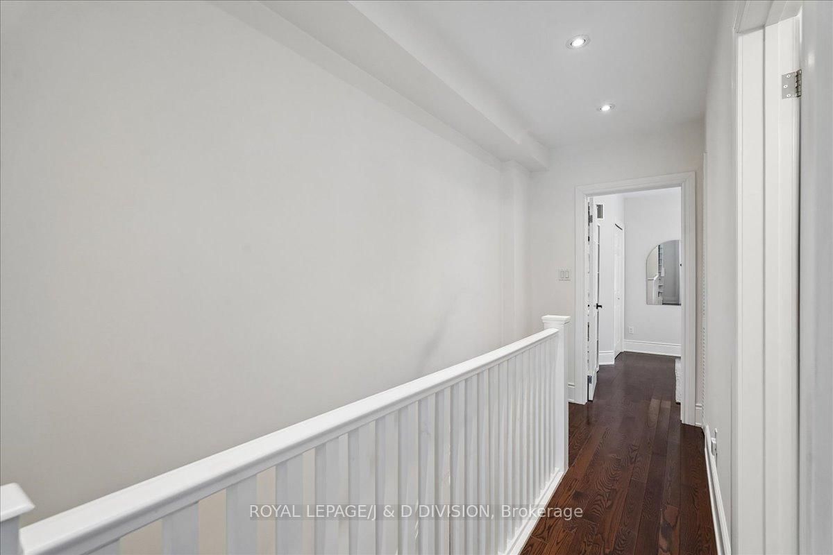 113 Langford Avenue - Photo 16