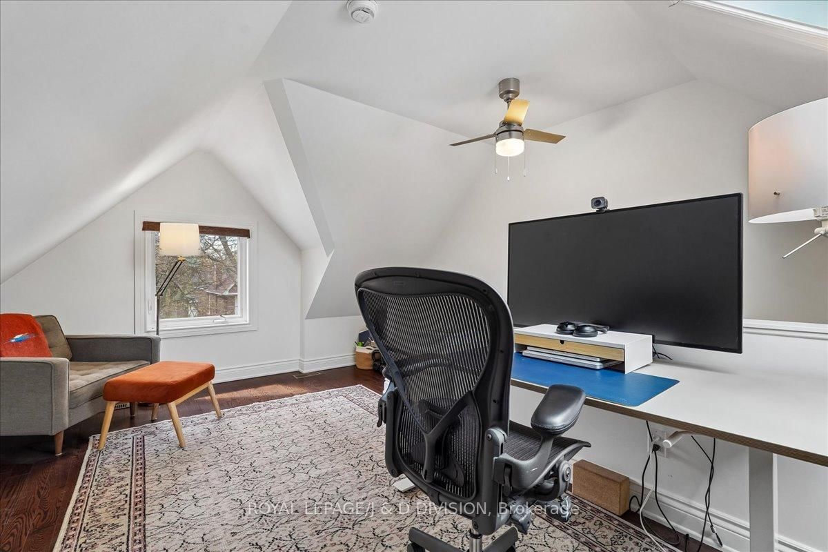 113 Langford Avenue - Photo 22