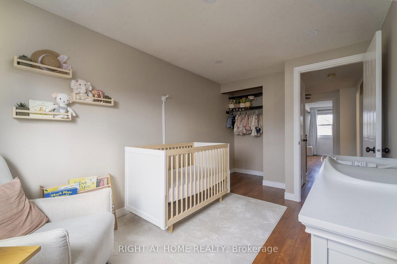 7 Drew Court - Photo 17
