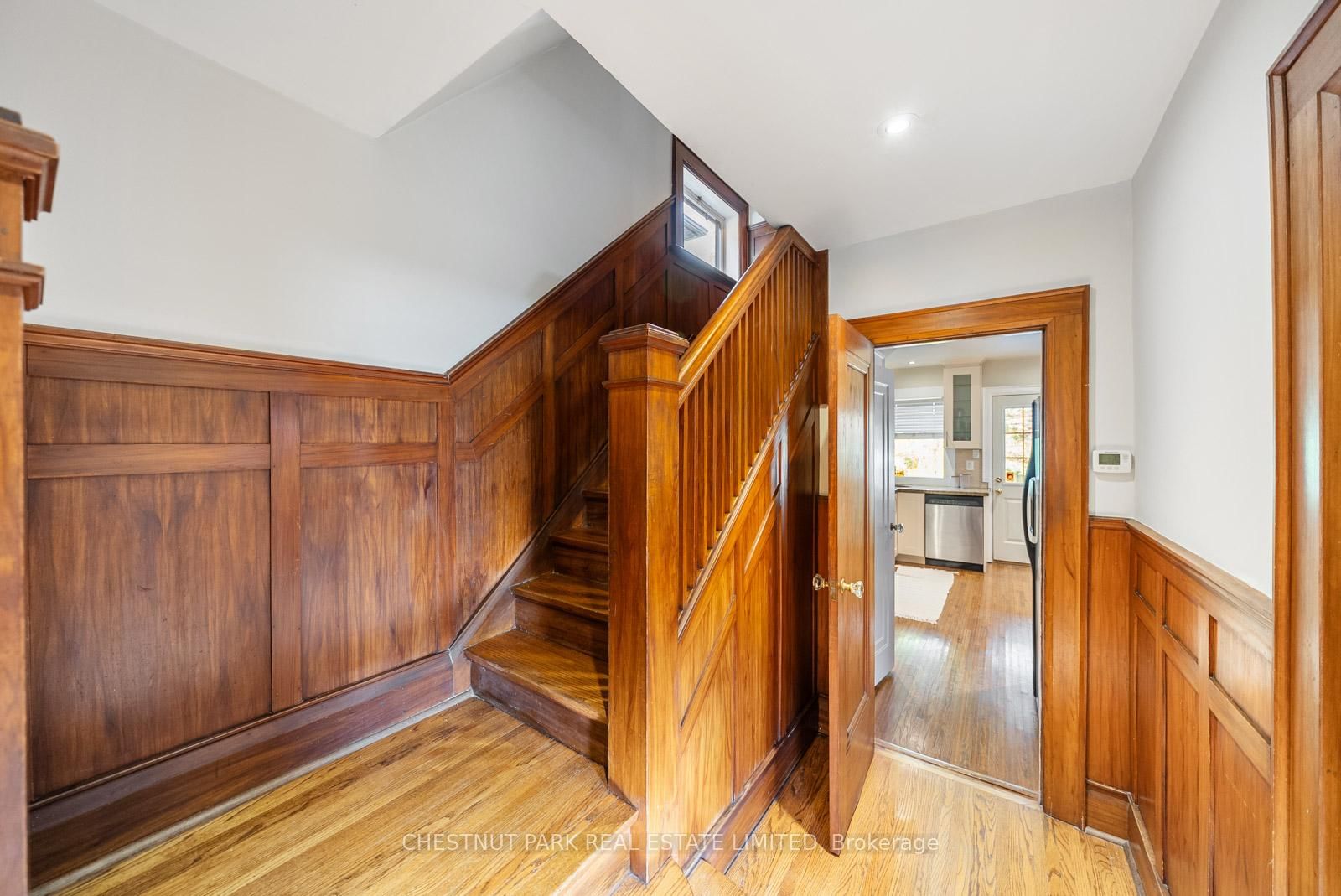 17 Glen Stewart Avenue - Photo 18
