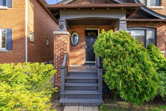 17 Glen Stewart Avenue