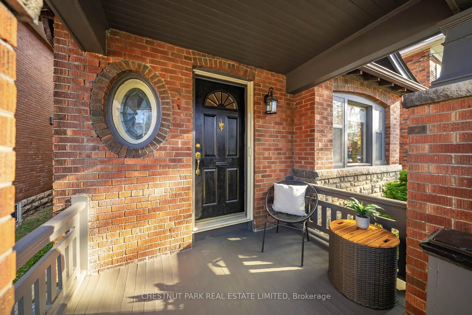 17 Glen Stewart Avenue - Photo 3