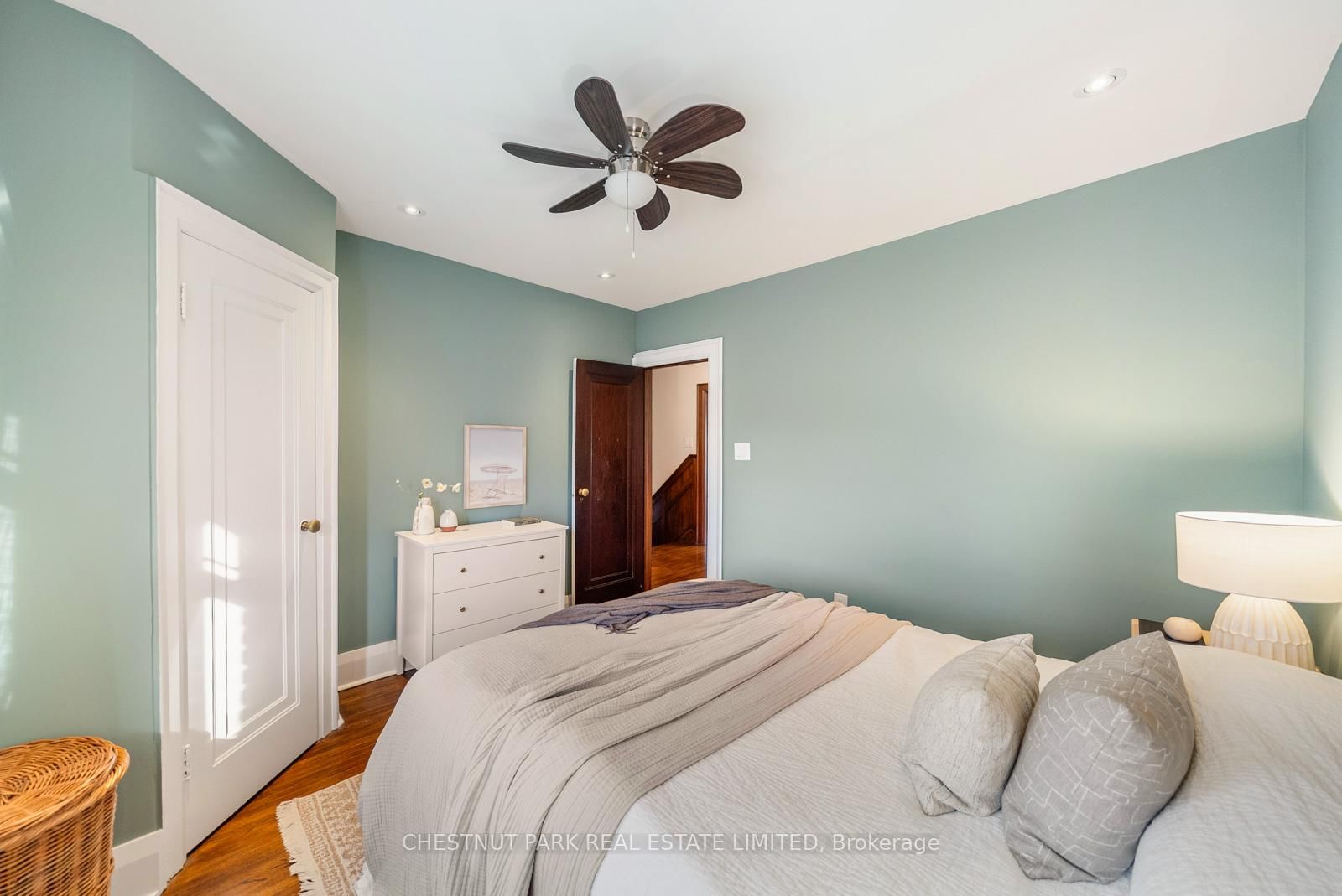 17 Glen Stewart Avenue - Photo 31