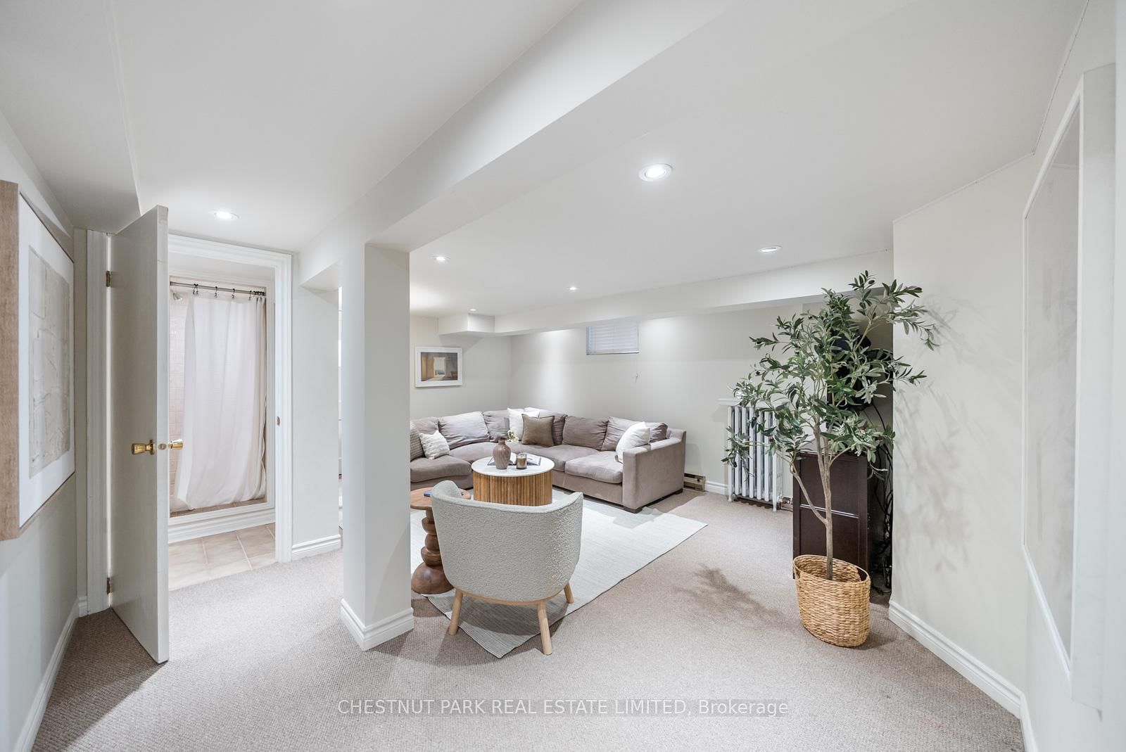 17 Glen Stewart Avenue - Photo 34