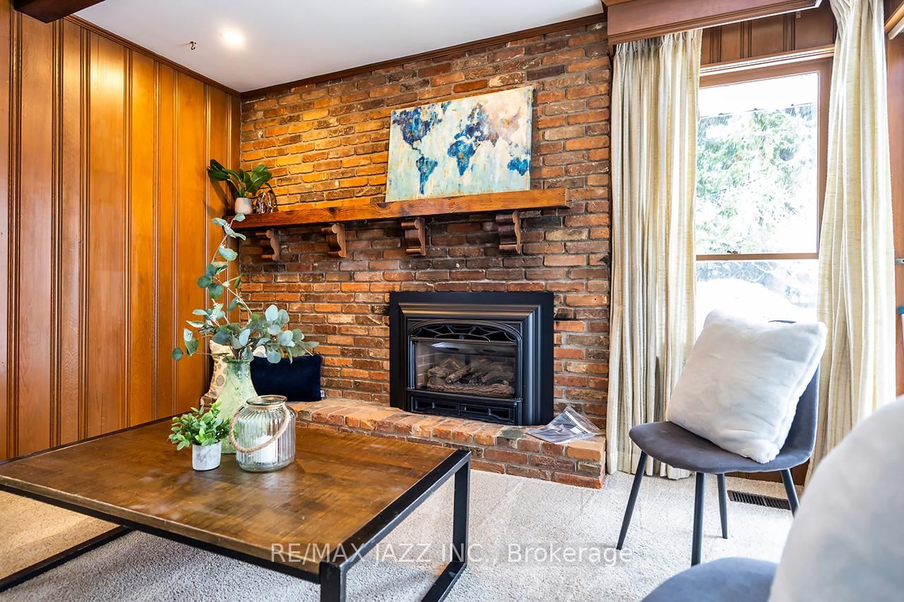 233 Wellington Street • Whitby, ON photo 22