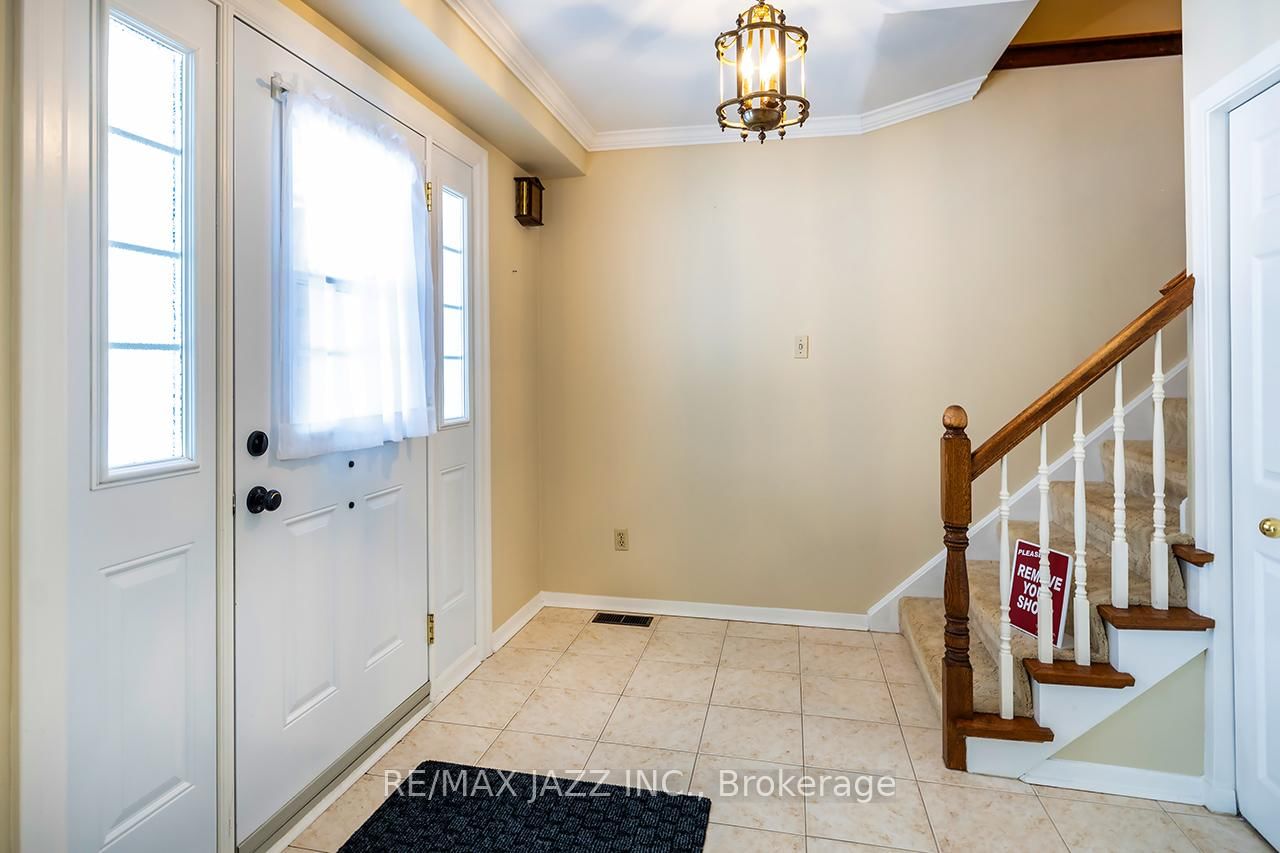 233 Wellington Street • Whitby, ON photo 26