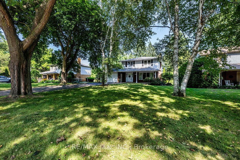 233 Wellington Street