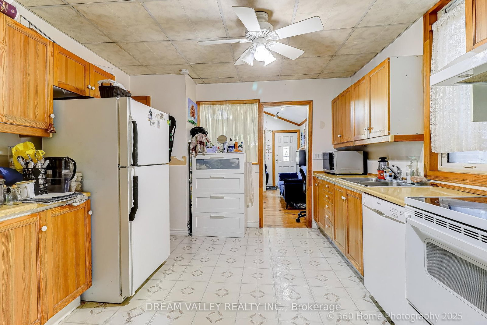 96 Laurel Avenue - Photo 11