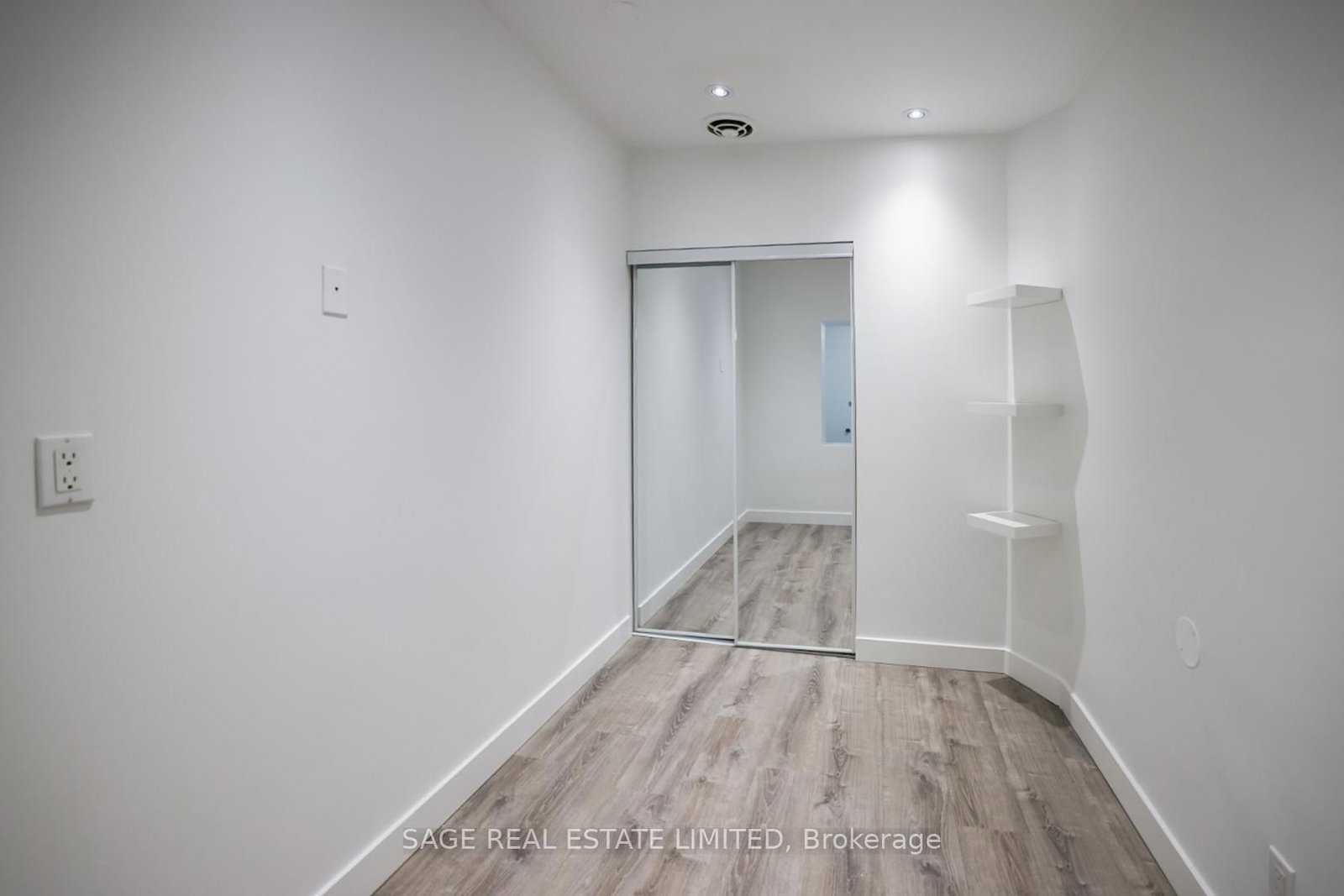 8 Brookmount Road, Unit 2 - Photo 11