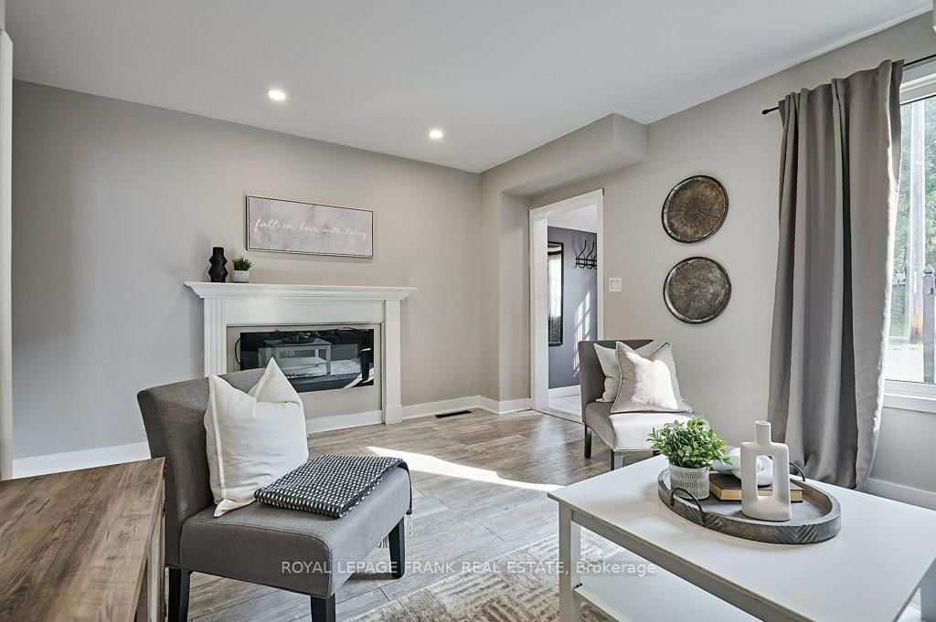 493 St. Lawrence Avenue - Photo 9