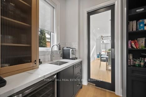 2540 St Clair Avenue E - Photo 16