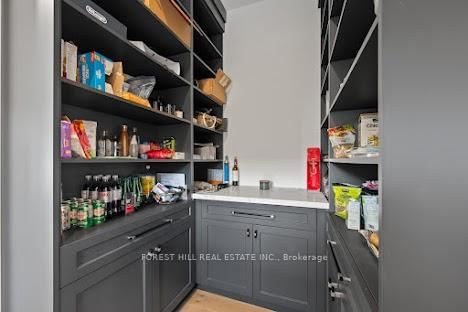 2540 St Clair Avenue E - Photo 17