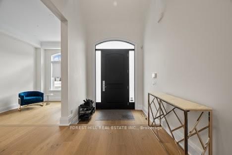 2540 St Clair Avenue E - Photo 4