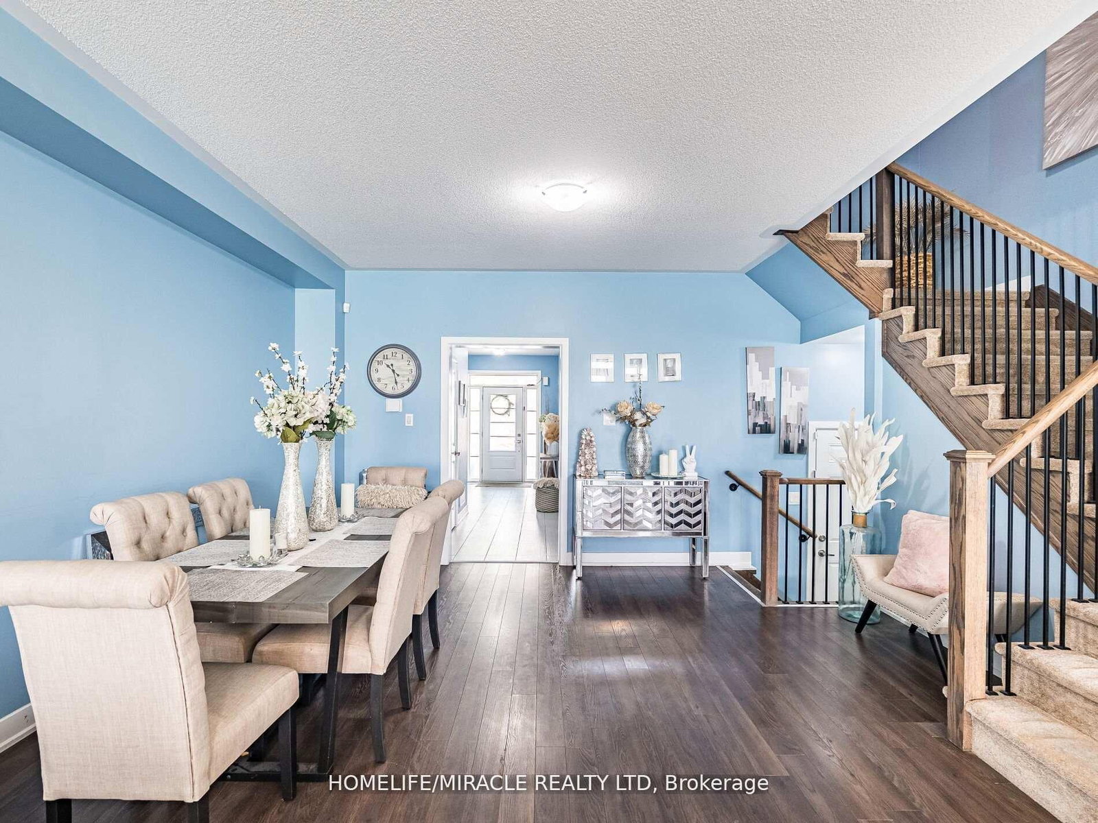 28 Donald Fleming Way, Unit 147 - Photo 10