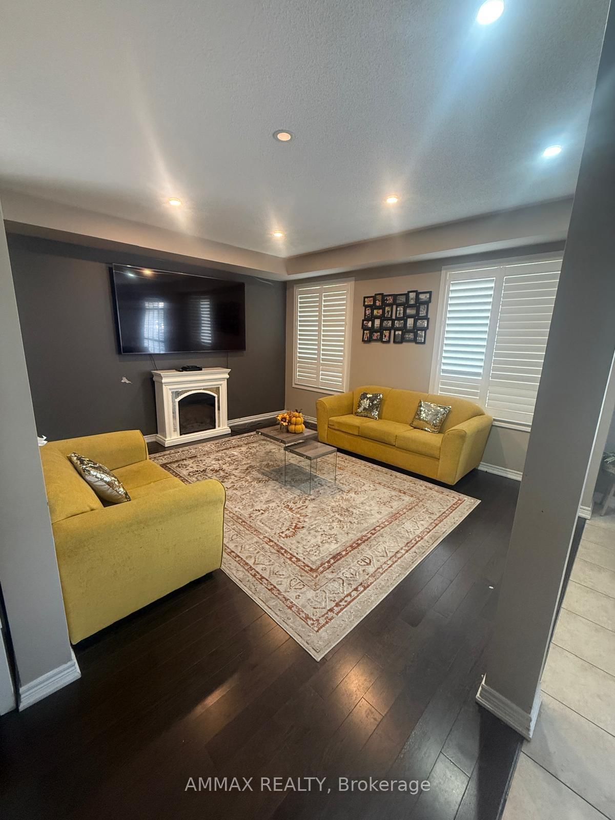 2322 Steeplechase Street - Photo 3