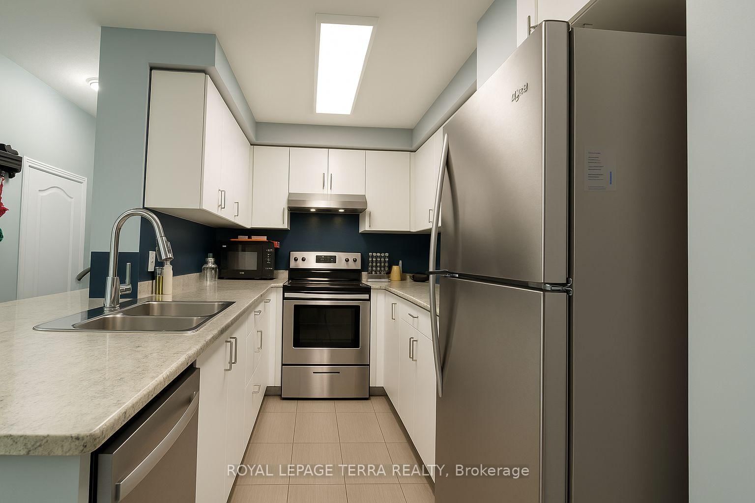 2500 Hill Rise Court, Unit 59 - Photo 4