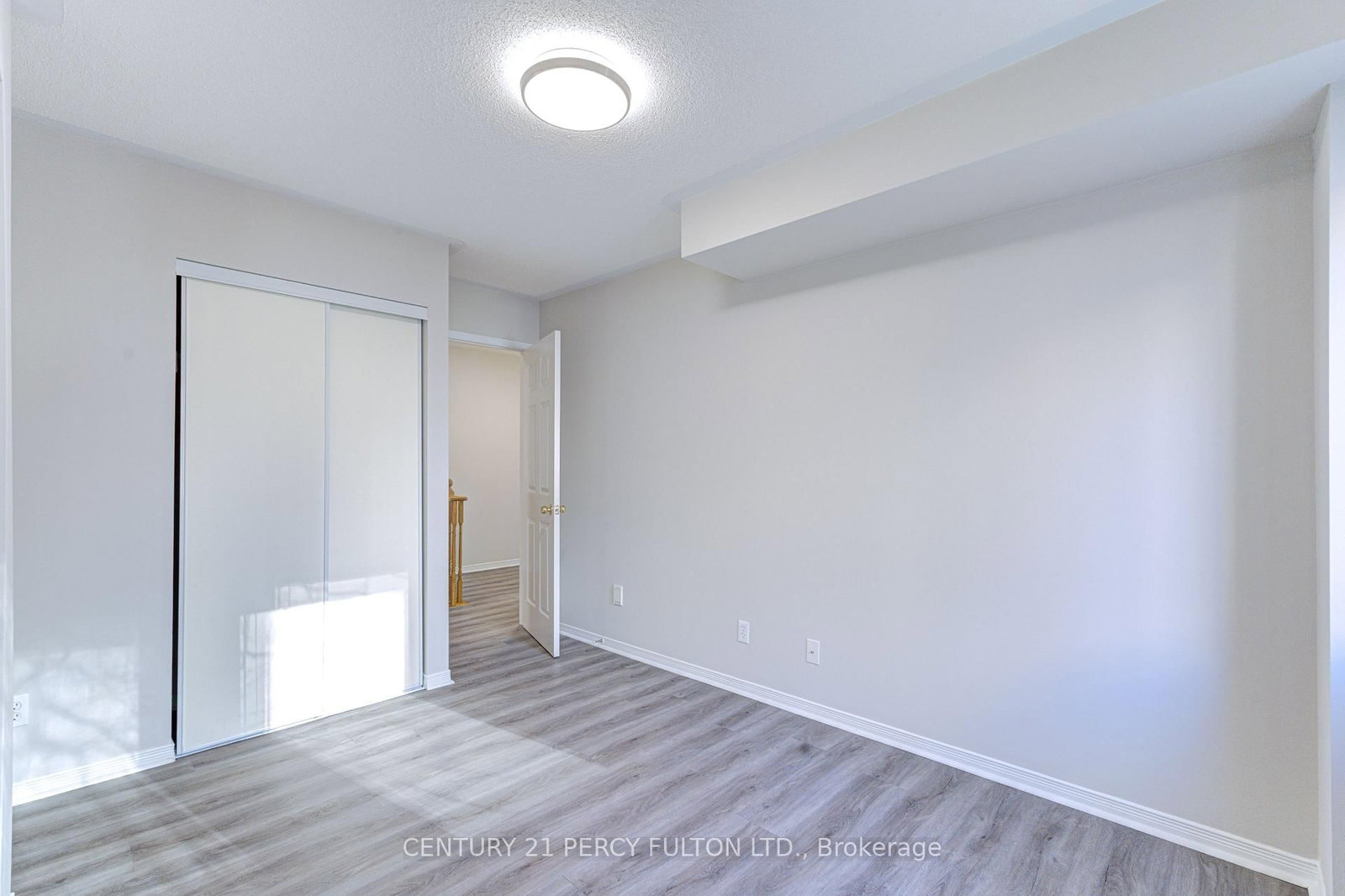 28 Rosebank Drive, Unit 907 - Photo 23