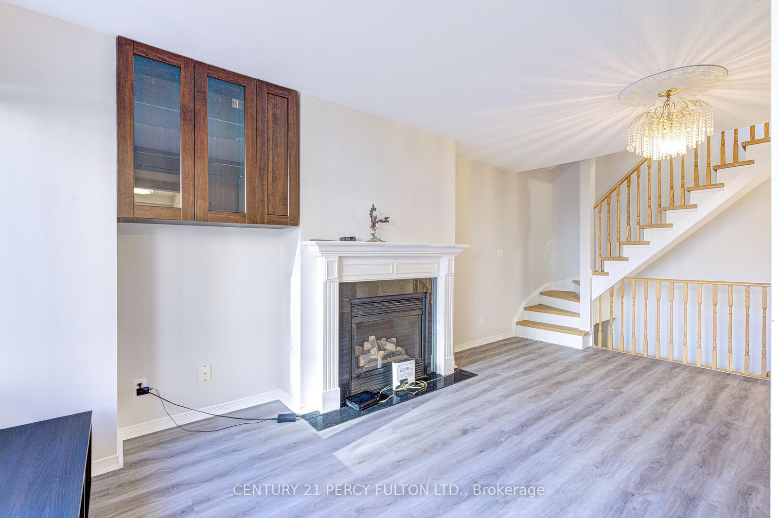 28 Rosebank Drive, Unit 907 - Photo 6