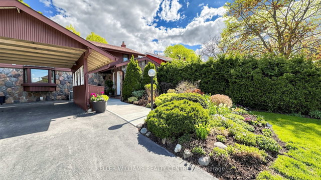 19 Lesterwood Crescent