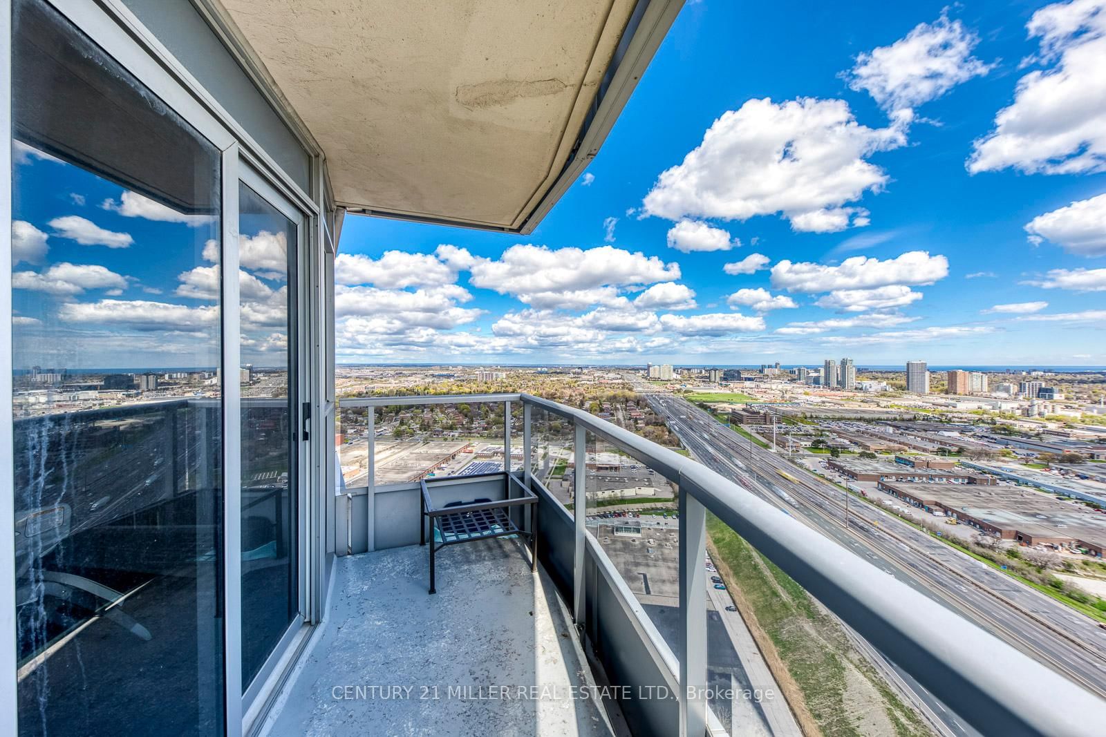 125 Village Green Square, Unit 3803 - Photo 23