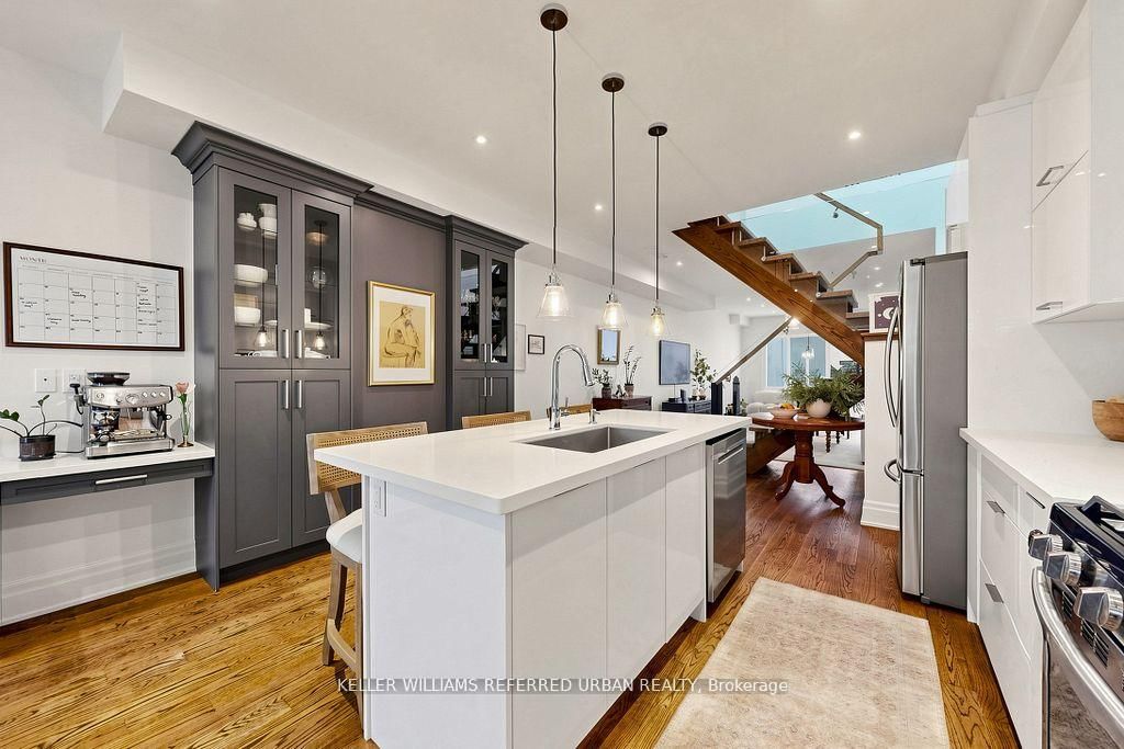 150 Rhodes Avenue - Photo 10